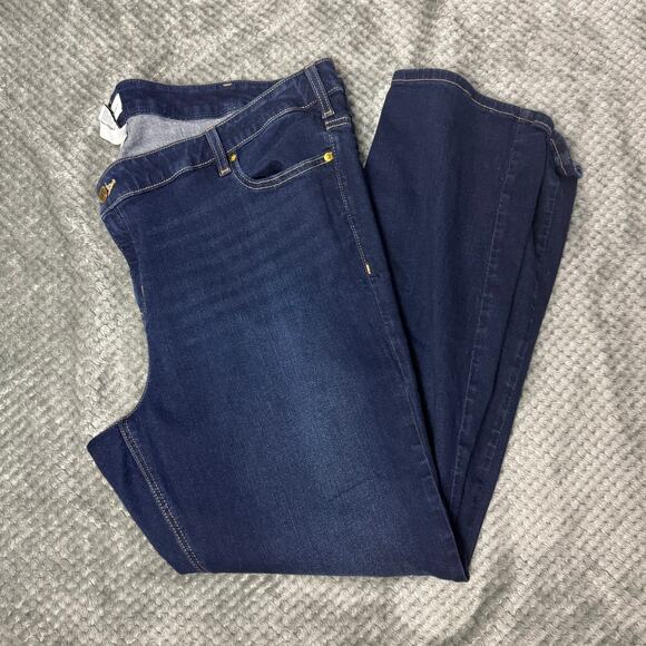 Lane Bryant Plus Women Dark Washed Straight Leg jeans Denim 24 - Picture 1 of 8